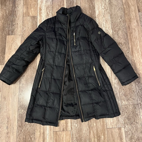 Michael Kors Puffer Jacket- Large